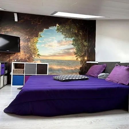 Joli Et Spacieux Avec Garage Au Bord De Apartment *